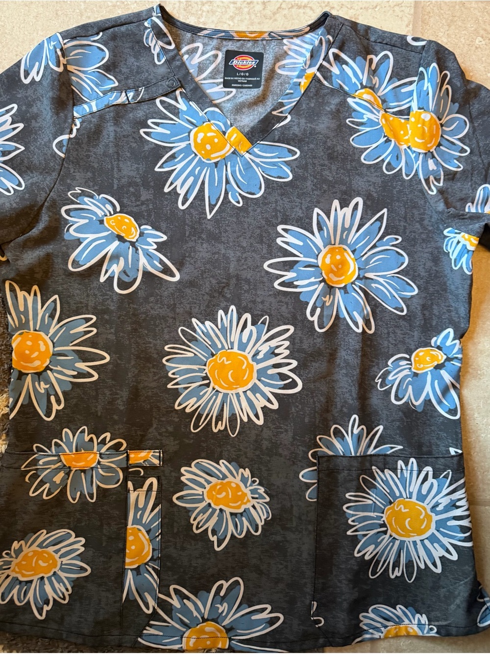 Dickies floral large women’s Scrub Top with Blue and Yellow Daisy Print